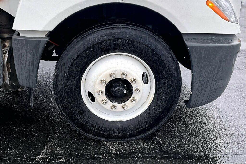 2019 INT LT625 6×4 Day Cab