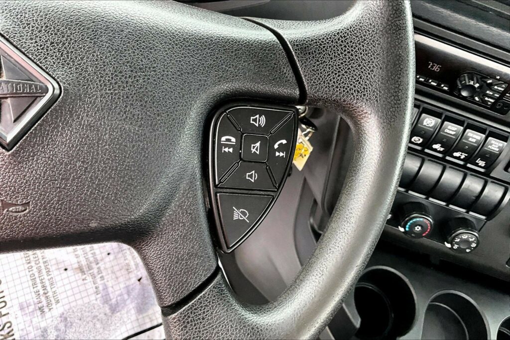 2019 INT LT625 6×4 Day Cab