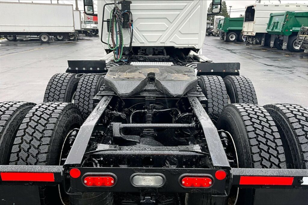 2019 INT LT625 6×4 Day Cab