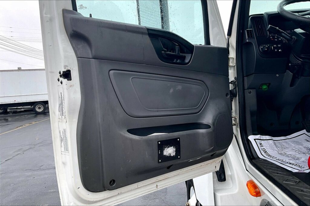 2019 INT LT625 6×4 Day Cab