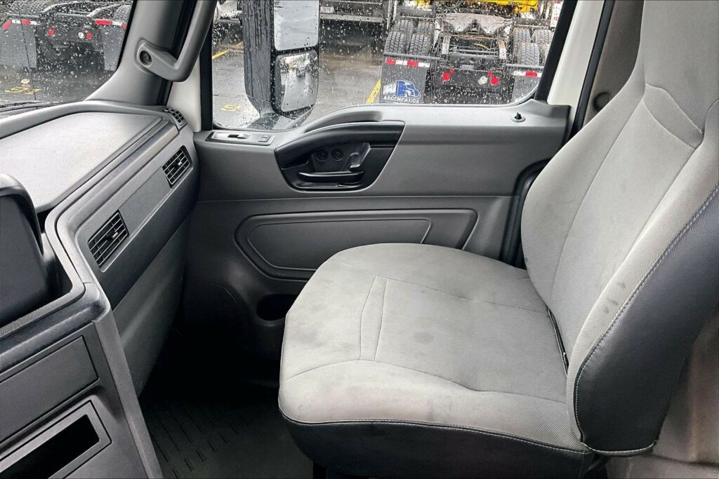 2019 INT LT625 6×4 Day Cab