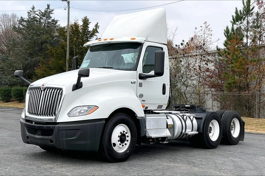 2019 INT LT625 6×4 Day Cab