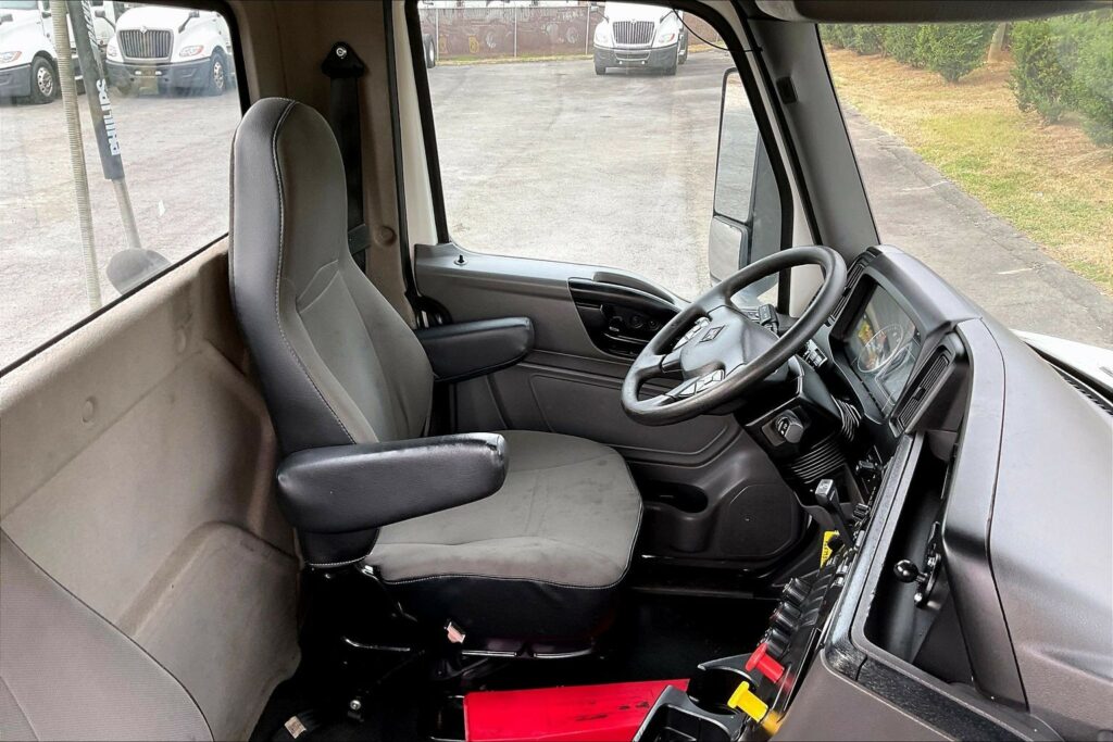 2019 INT LT625 6×4 Day Cab