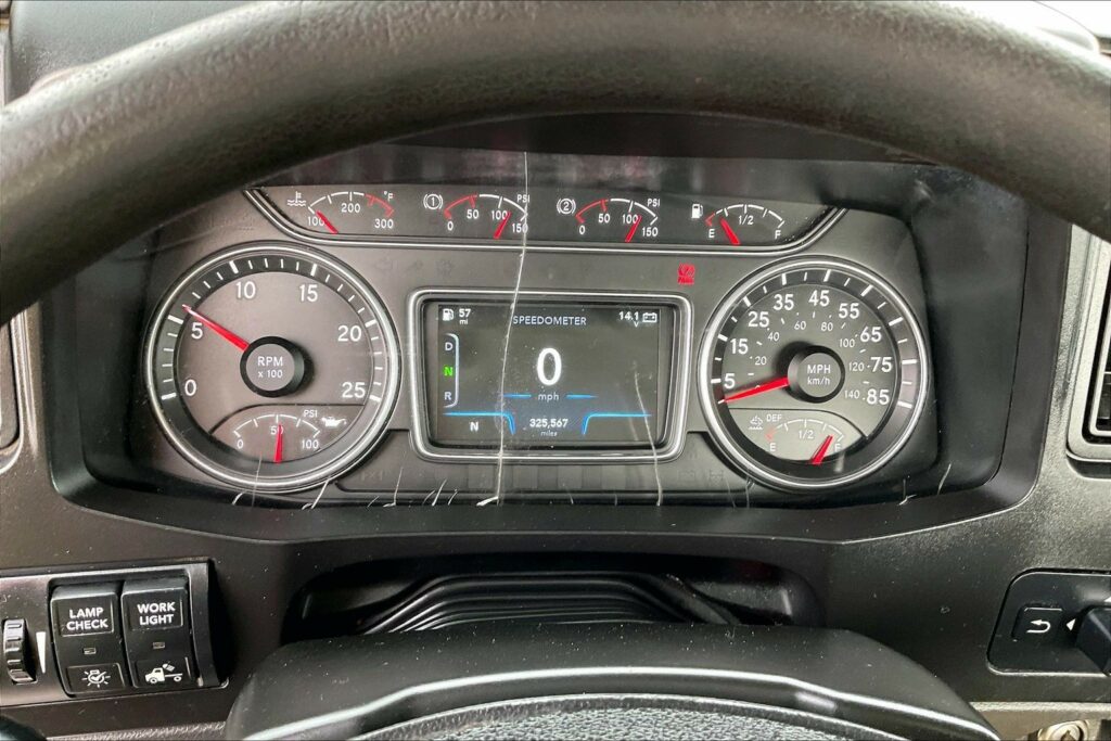 2019 INT LT625 6×4 Day Cab