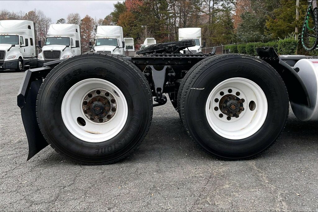 2019 INT LT625 6×4 Day Cab