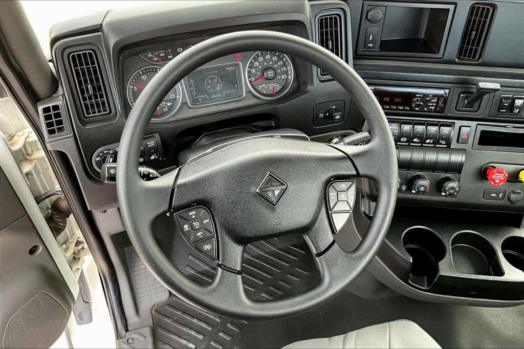 2019 INT LT625 6×4 Day Cab