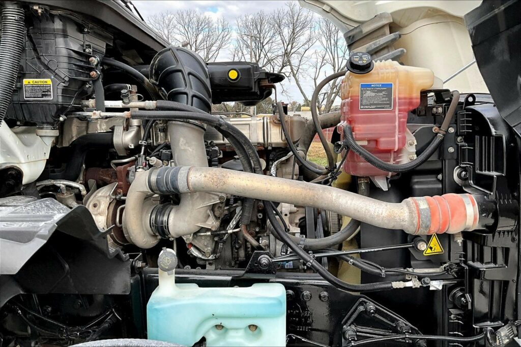 2019 INT LT625 6×4 Day Cab