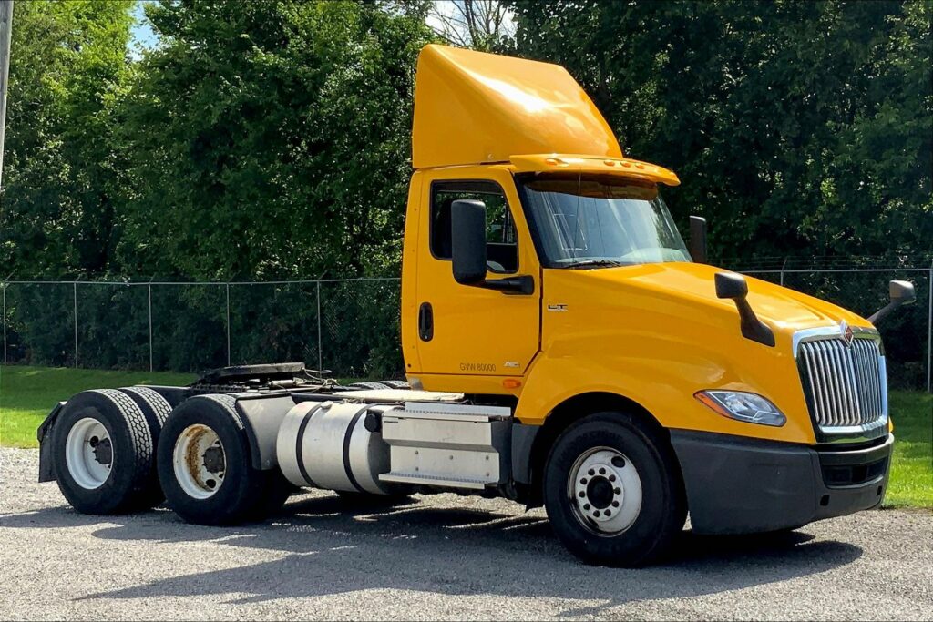 2019 INT LT625 6×4 Day Cab
