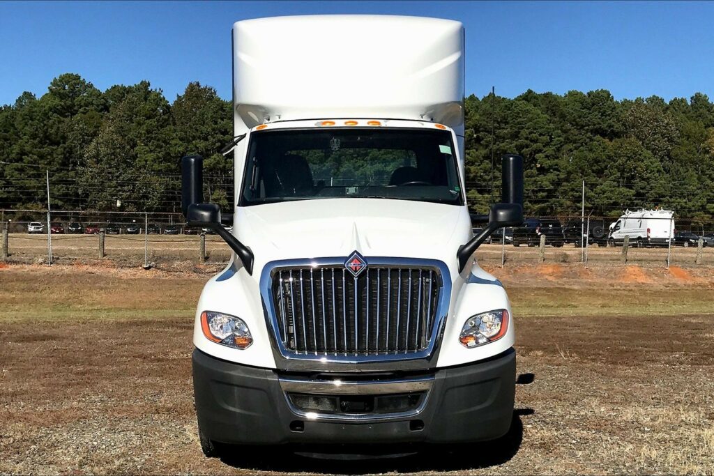 2021 CUM LT625 6×4 Day Cab