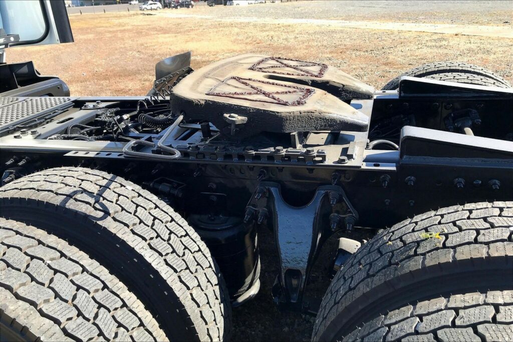 2021 CUM LT625 6×4 Day Cab