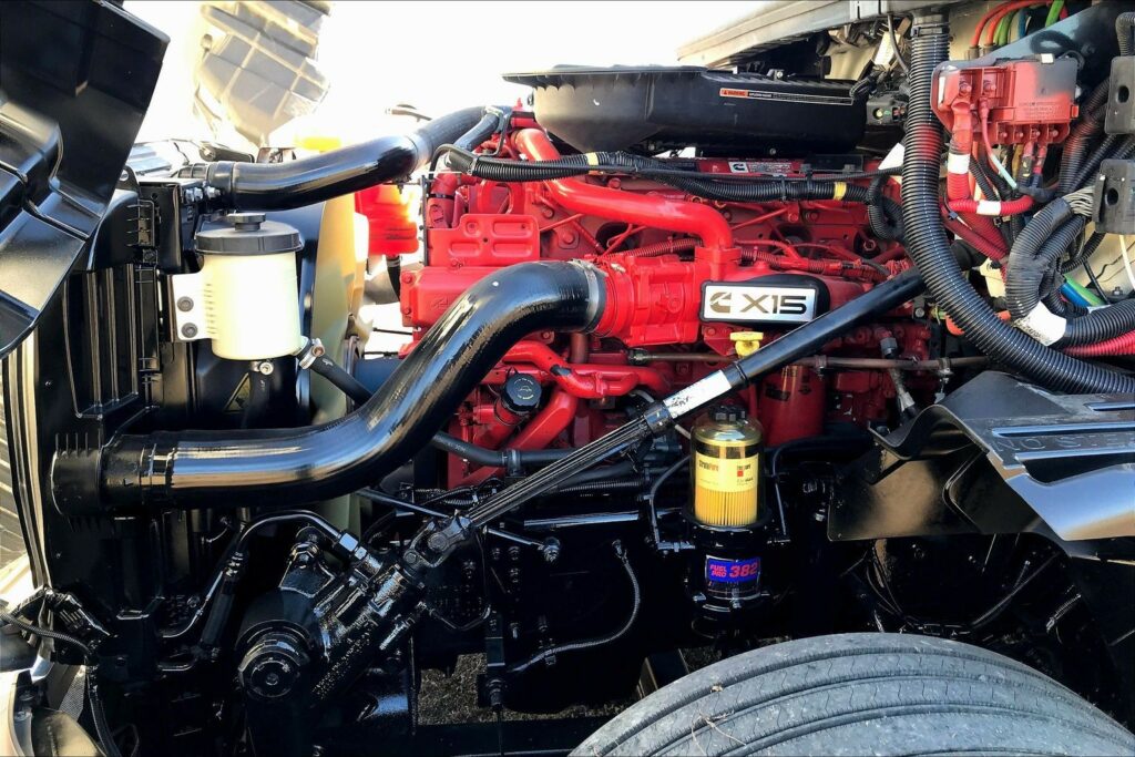 2021 CUM LT625 6×4 Day Cab