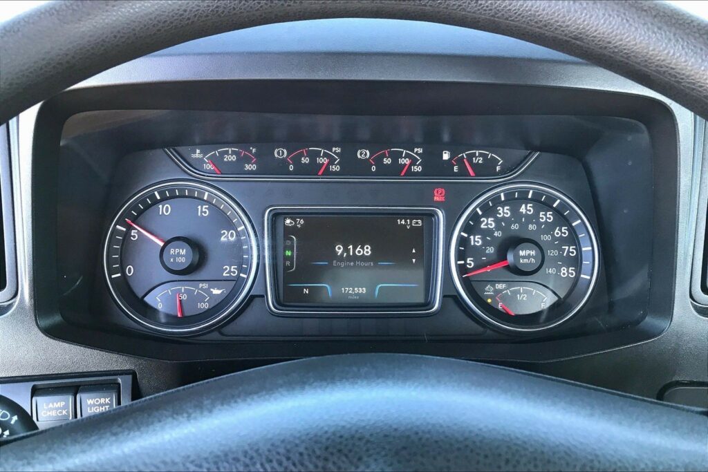 2021 CUM LT625 6×4 Day Cab