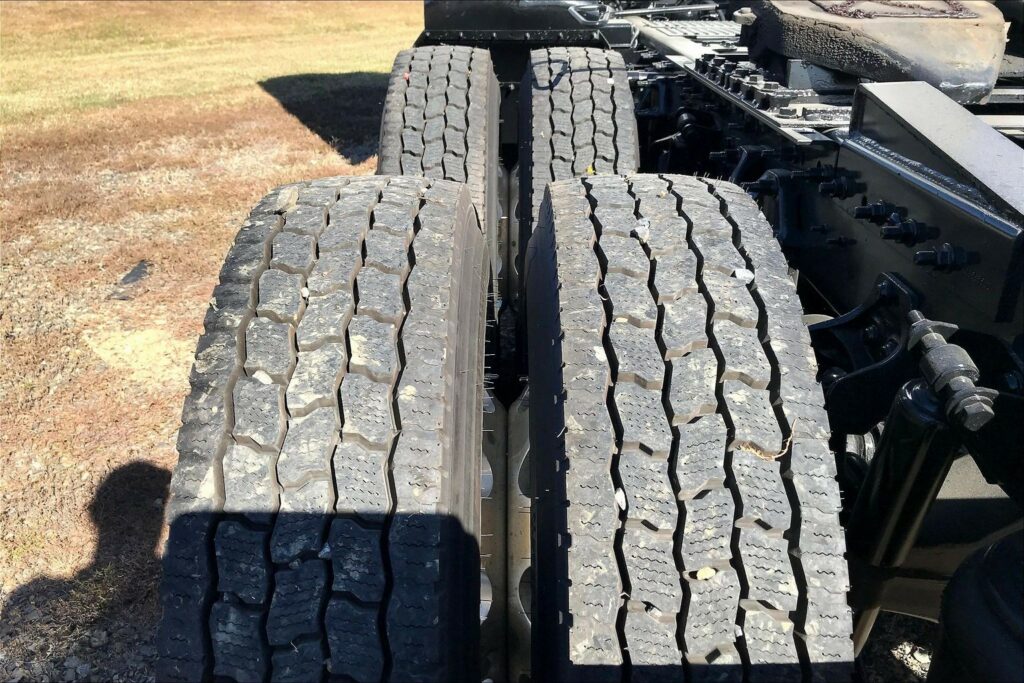 2021 CUM LT625 6×4 Day Cab