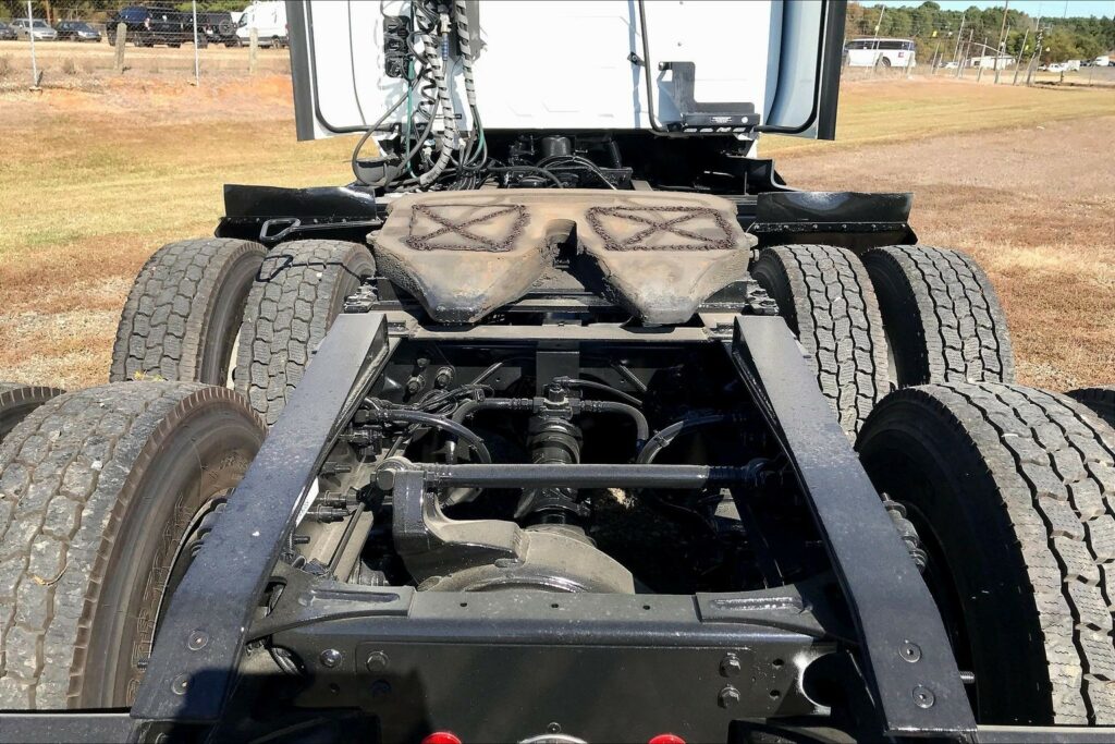 2021 CUM LT625 6×4 Day Cab