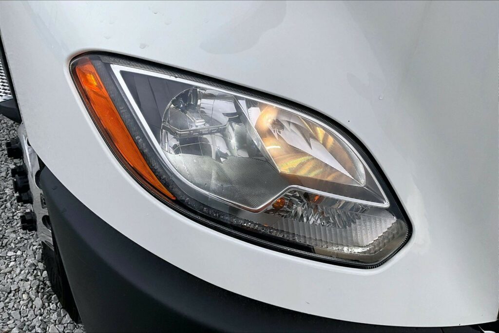 2022 CUM LT625 6×4 Sleeper