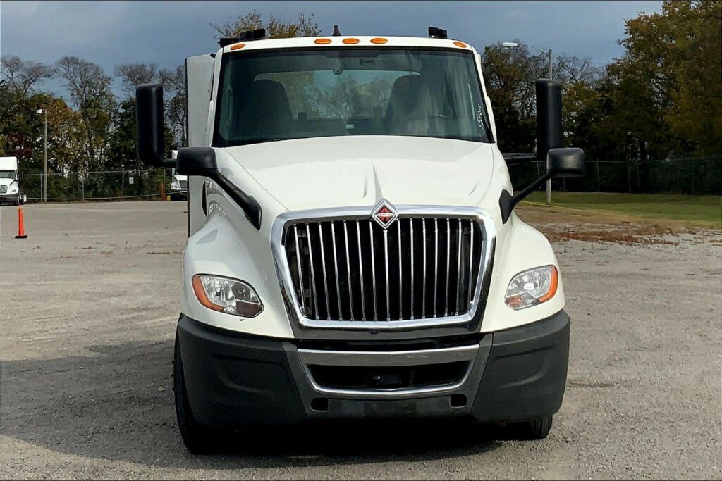 2020 CUM LT625 6×4 Day Cab