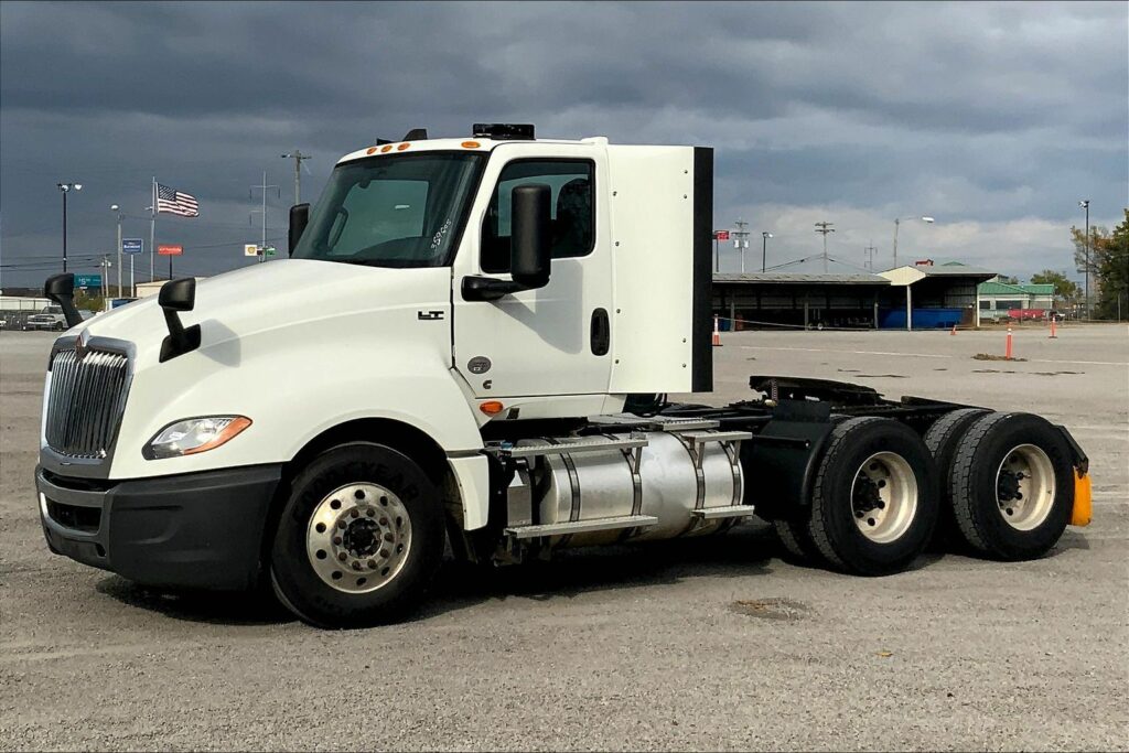 2020 CUM LT625 6×4 Day Cab
