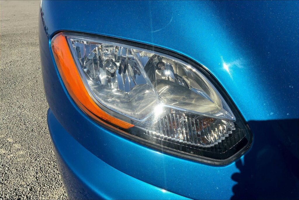 2021 CUM LT625 6×4 Sleeper