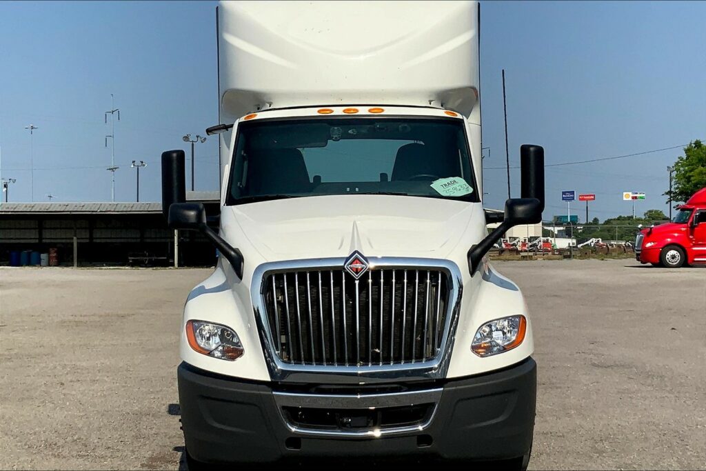 2020 CUM LT625 6×4 Day Cab