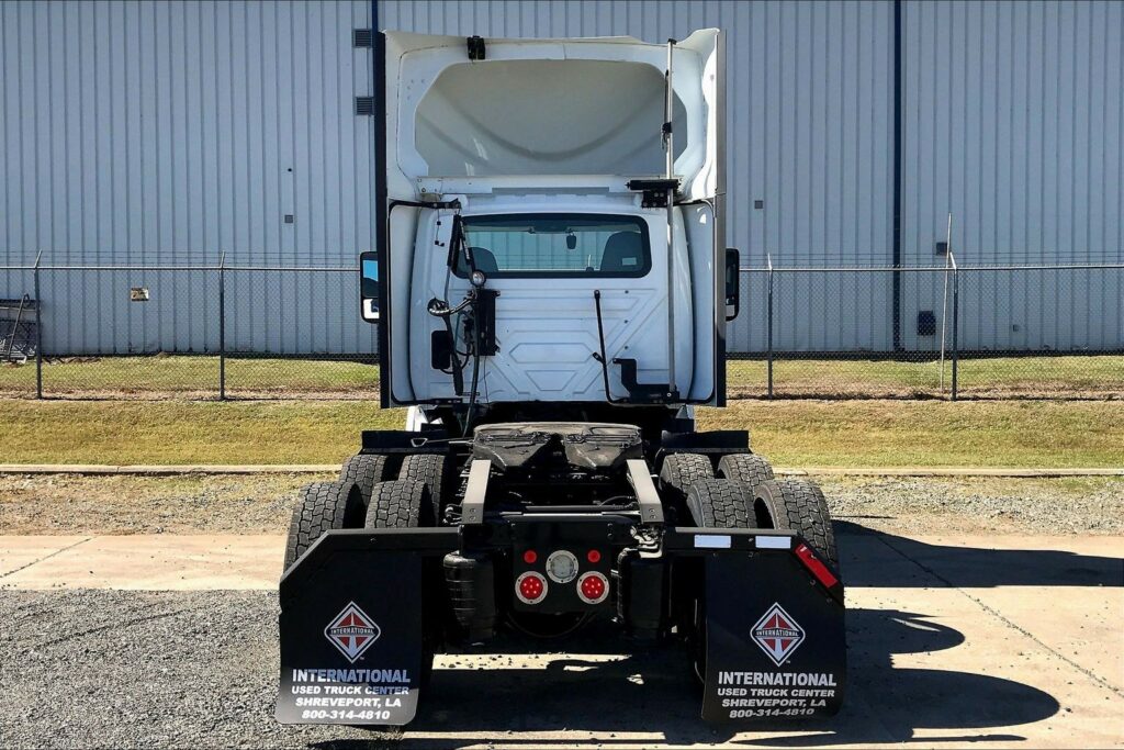 2021 CUM LT625 6×4 Day Cab