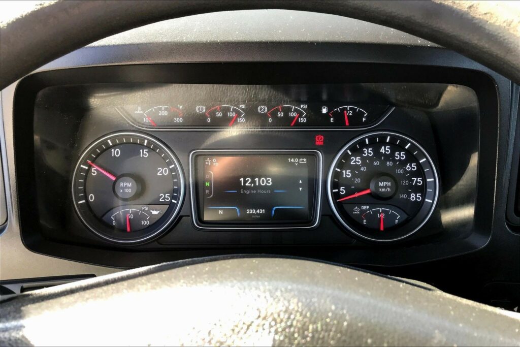 2021 CUM LT625 6×4 Day Cab