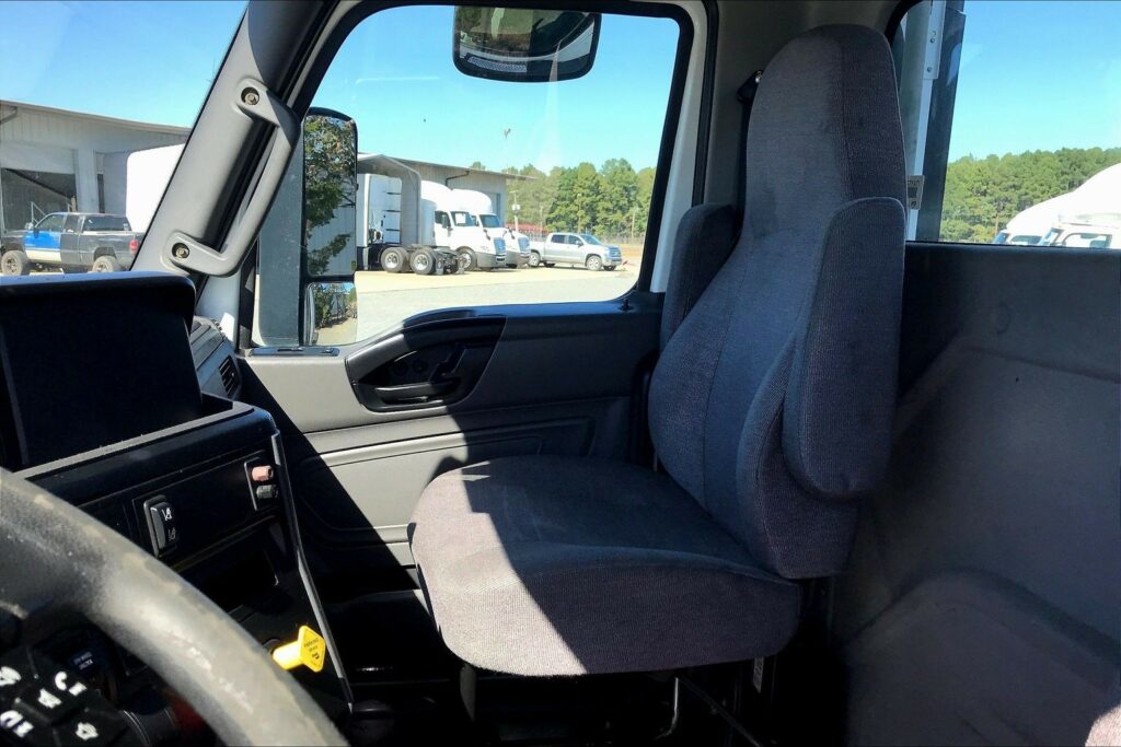 2021 CUM LT625 6×4 Day Cab