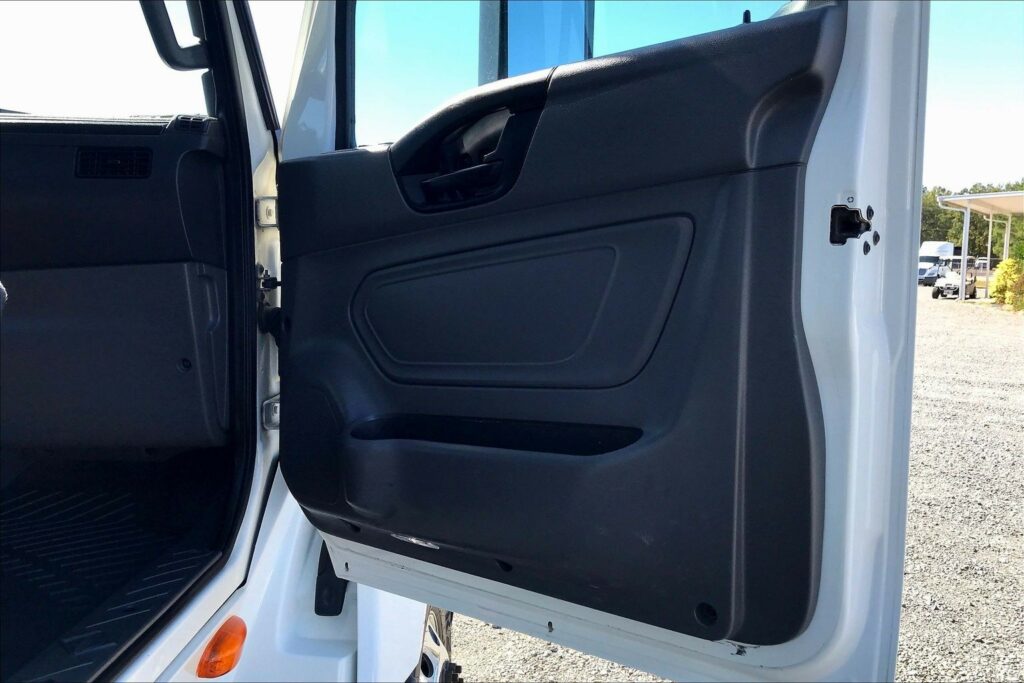 2021 CUM LT625 6×4 Day Cab