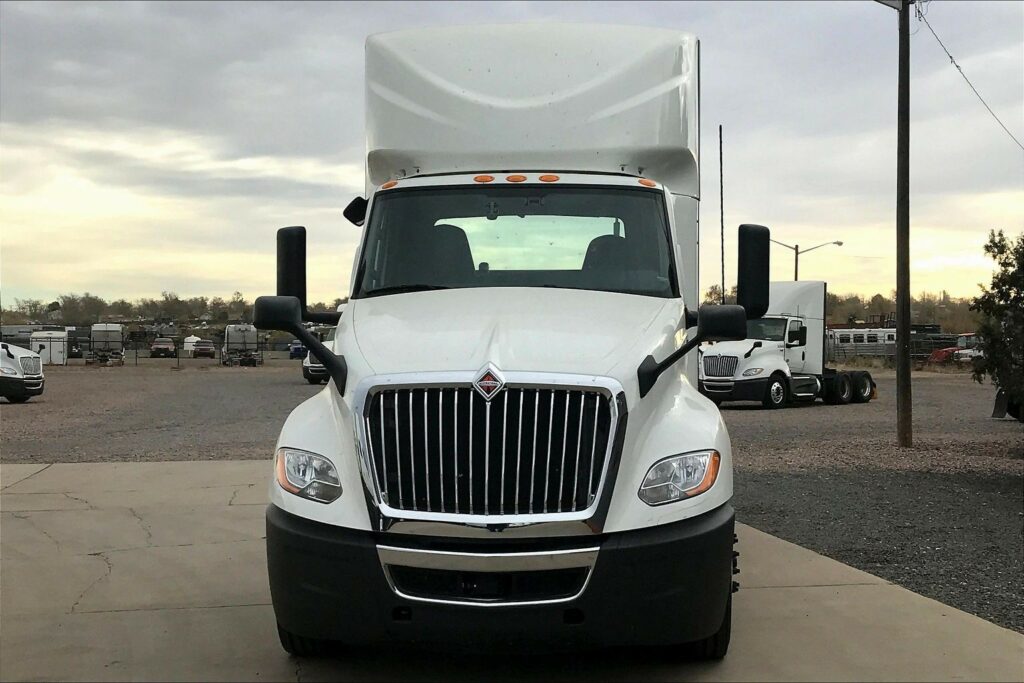 2020 CUM LT625 6×4 Day Cab