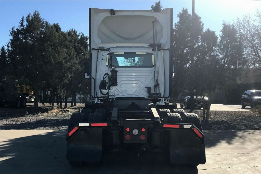 2020 CUM LT625 6×4 Day Cab