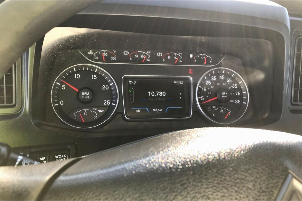 2020 CUM LT625 6×4 Day Cab