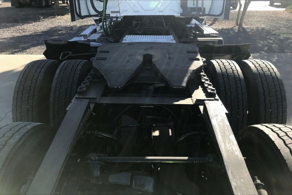 2020 CUM LT625 6×4 Day Cab