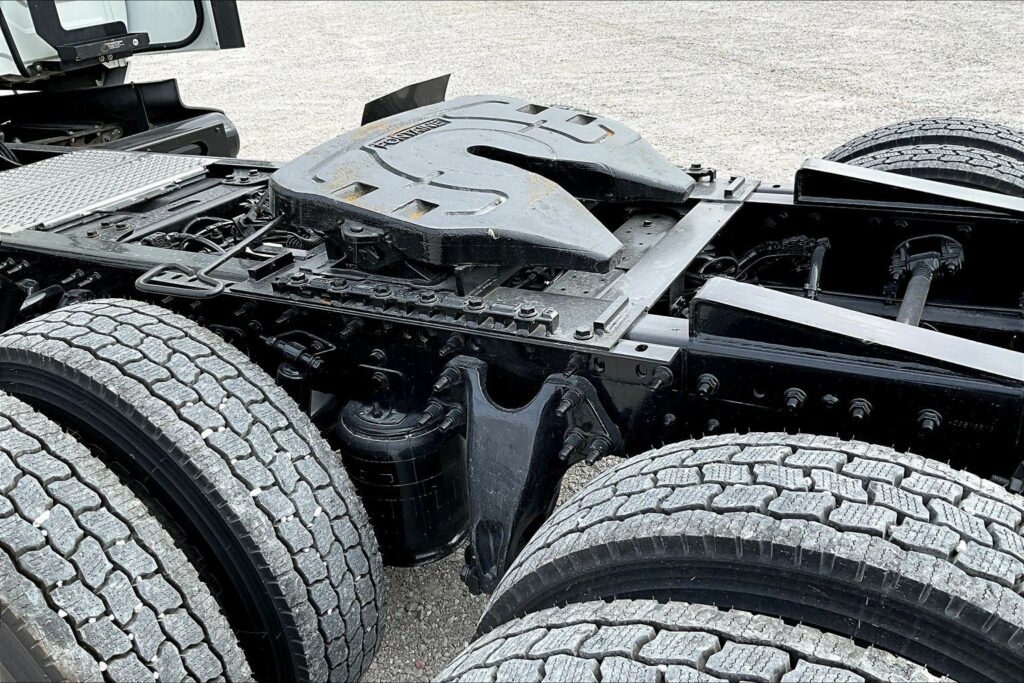 2021 CUM LT625 6×4 Day Cab