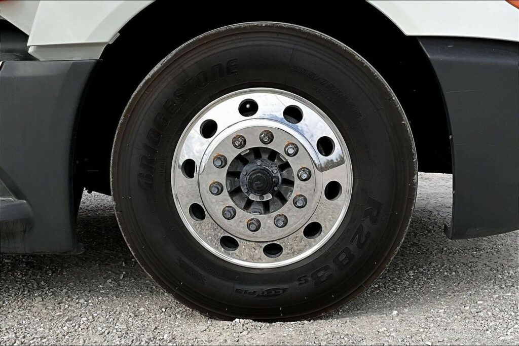 2021 CUM LT625 6×4 Day Cab