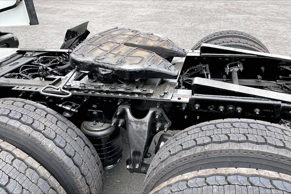 2021 CUM LT625 6×4 Day Cab