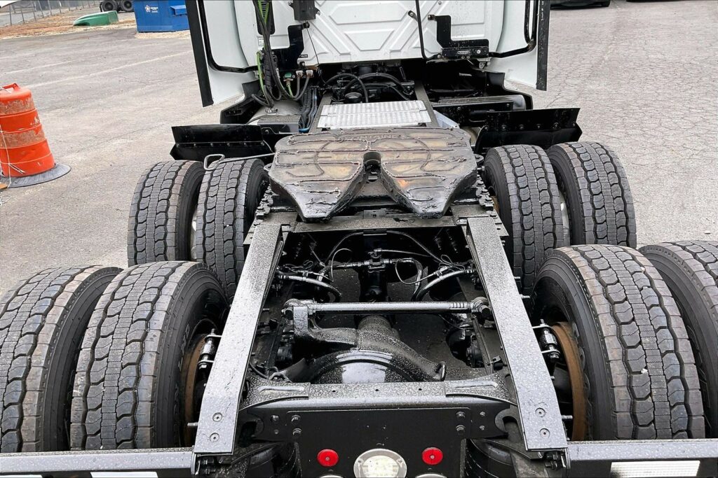 2021 CUM LT625 6×4 Day Cab