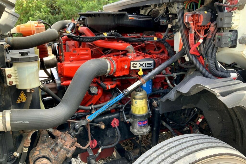 2021 CUM LT625 6×4 Day Cab