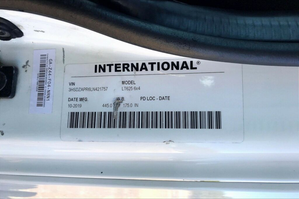 2020 CUM LT625 6×4 Day Cab