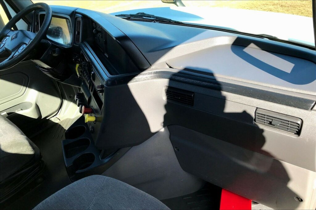 2020 CUM LT625 6×4 Day Cab