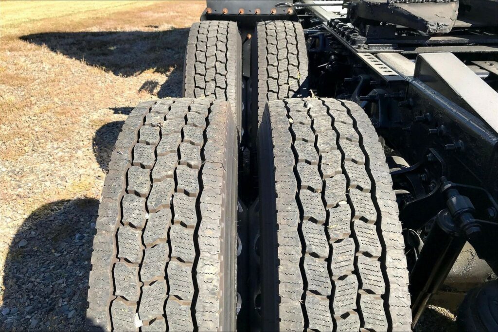 2020 CUM LT625 6×4 Day Cab