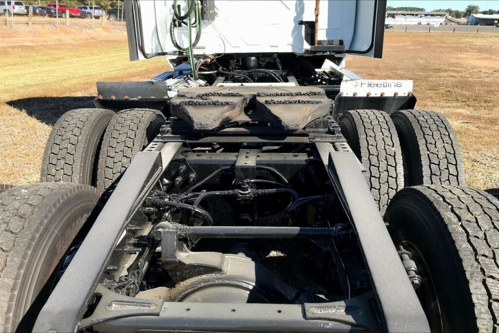 2020 CUM LT625 6×4 Day Cab