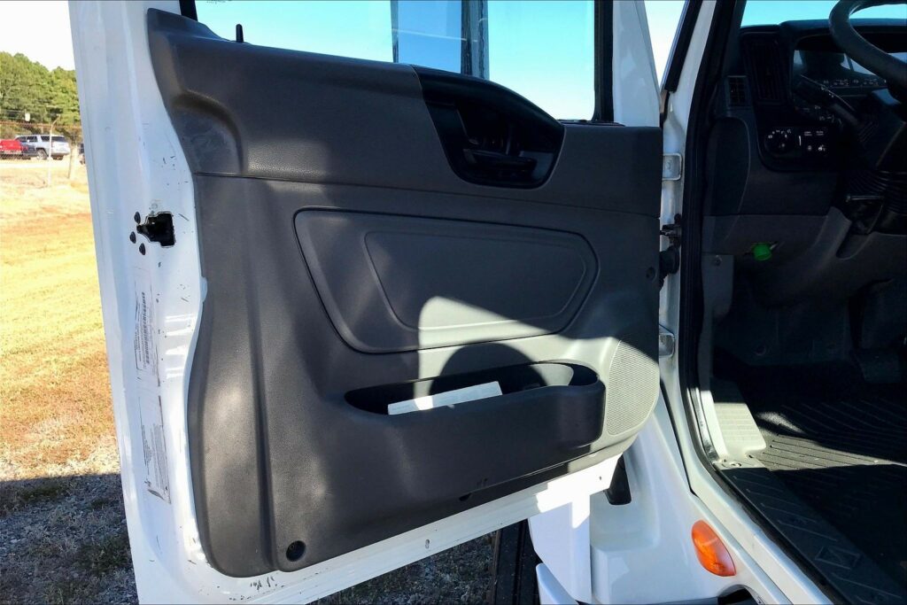 2020 CUM LT625 6×4 Day Cab