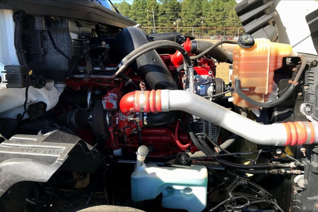 2020 CUM LT625 6×4 Day Cab