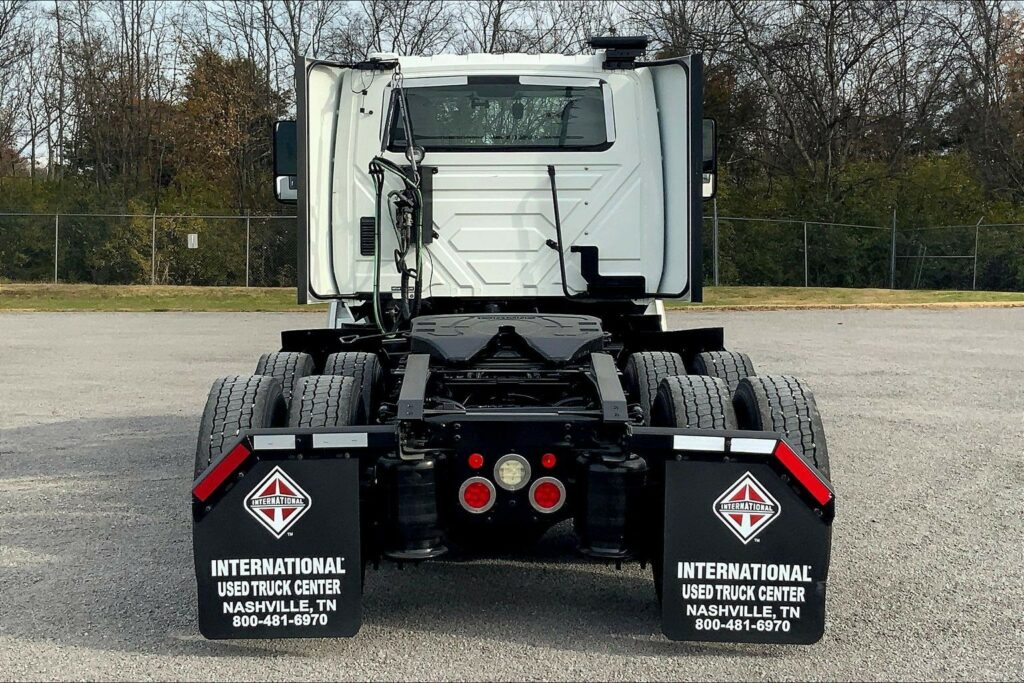 2021 CUM LT625 6×4 Day Cab