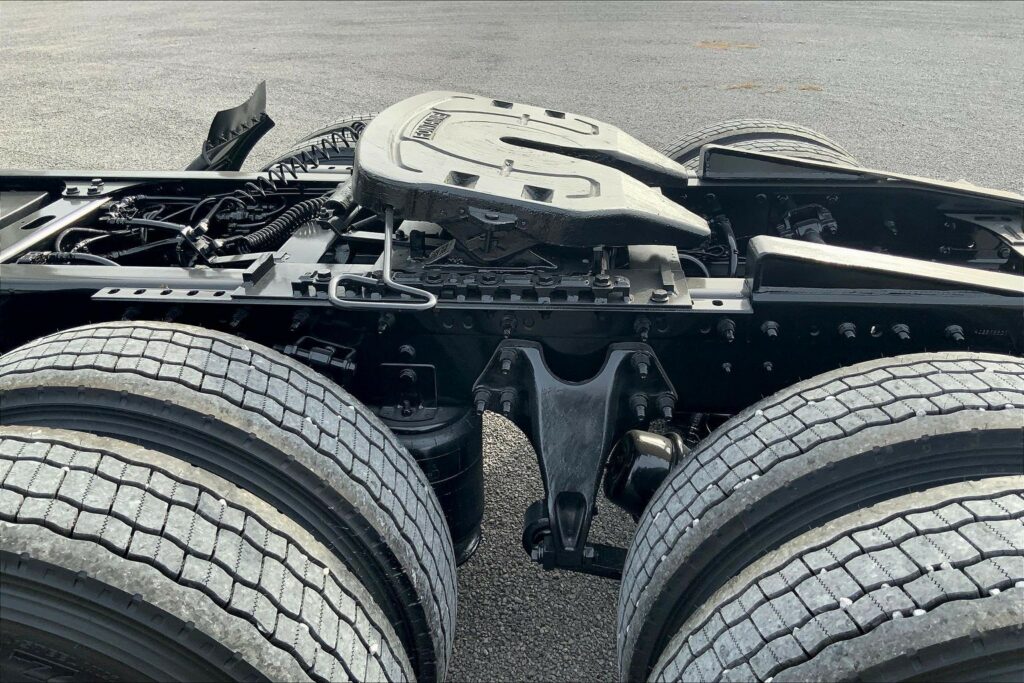 2021 CUM LT625 6×4 Day Cab