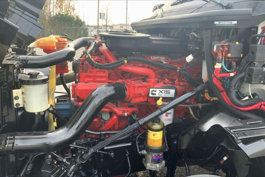 2021 CUM LT625 6×4 Day Cab