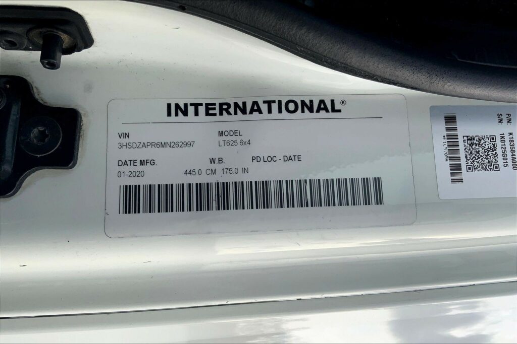 2021 CUM LT625 6×4 Day Cab