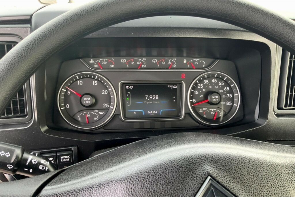 2021 CUM LT625 6×4 Day Cab