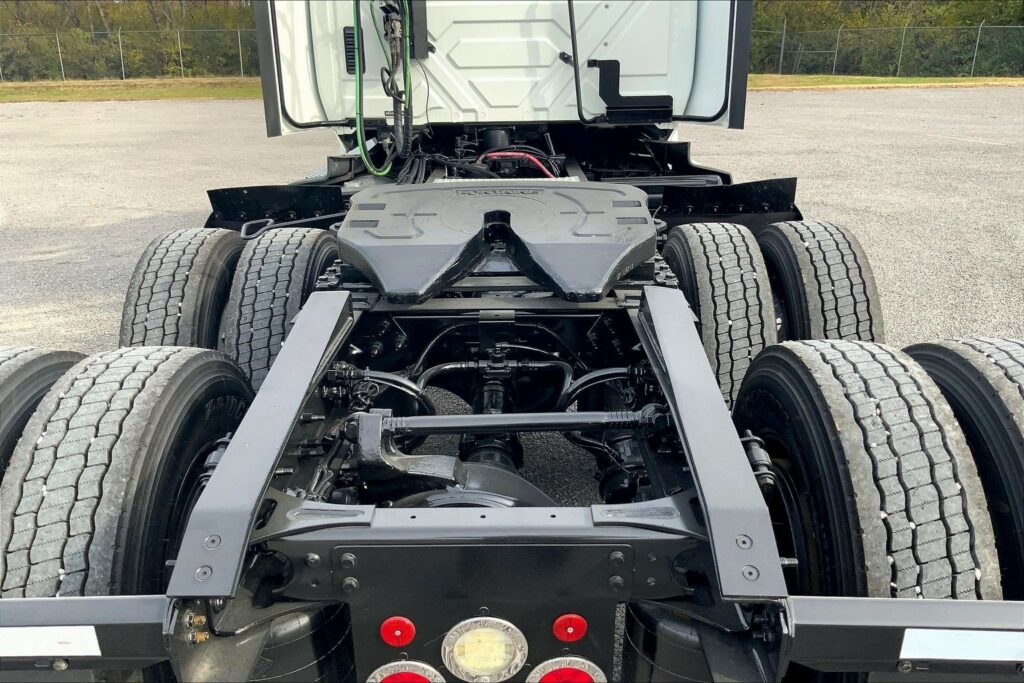 2021 CUM LT625 6×4 Day Cab