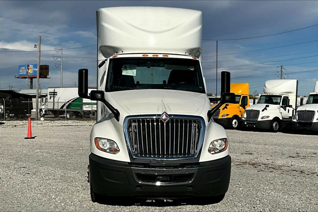 2020 CUM LT625 6×4 Day Cab