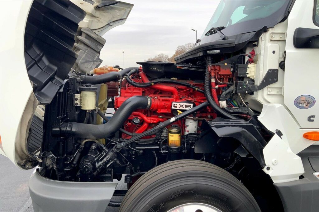 2021 CUM LT625 6×4 Day Cab